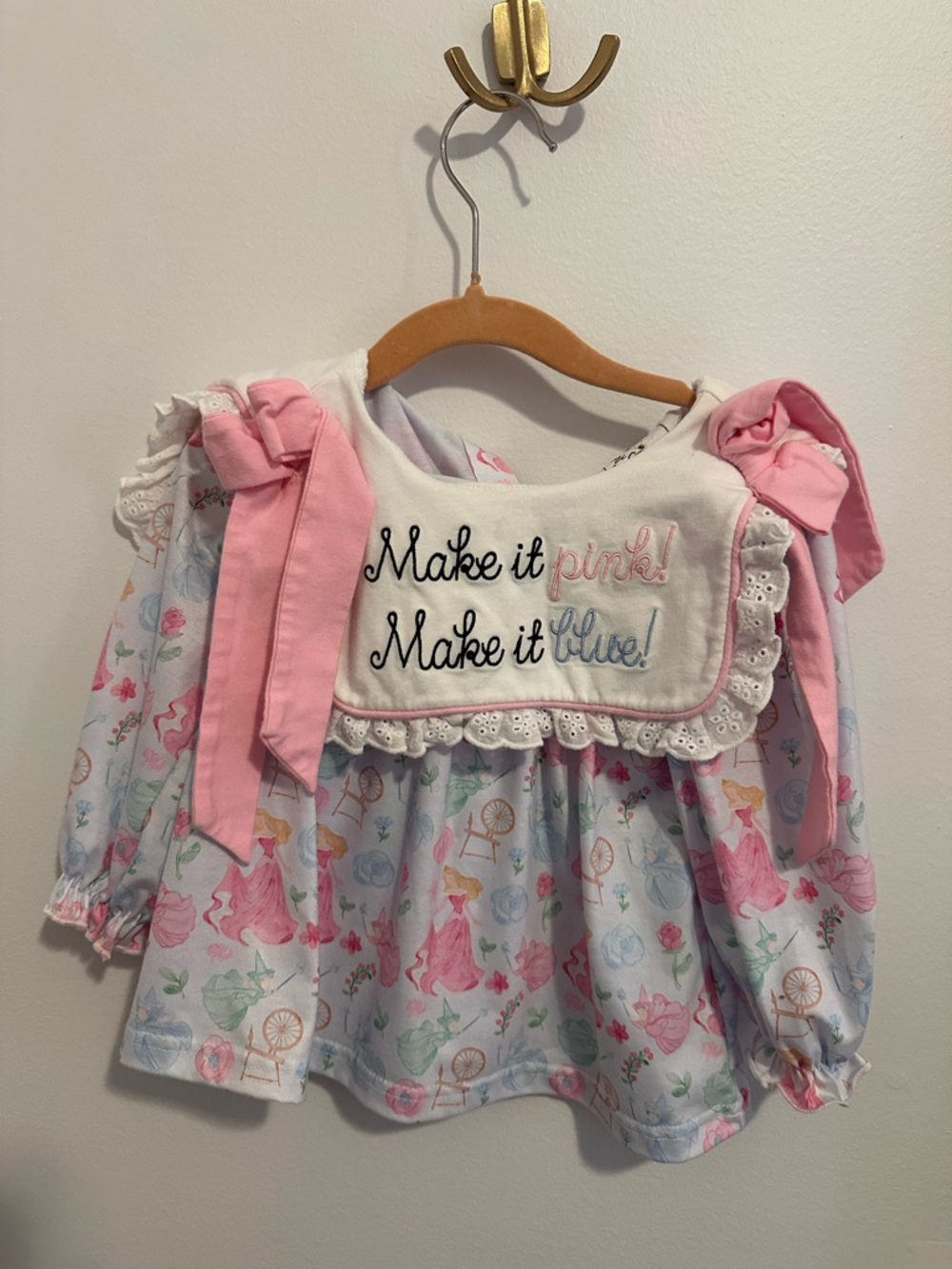 Make It Pink! Make It Blue! Girls Long-Sleeve Bow Top - Pink & White